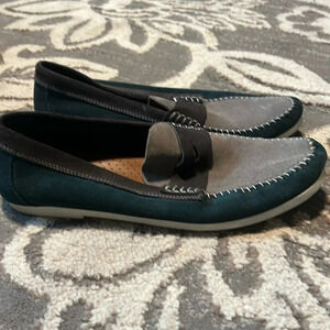 Zara man loafers. Excellent condition suede. Leather.  Size 44
